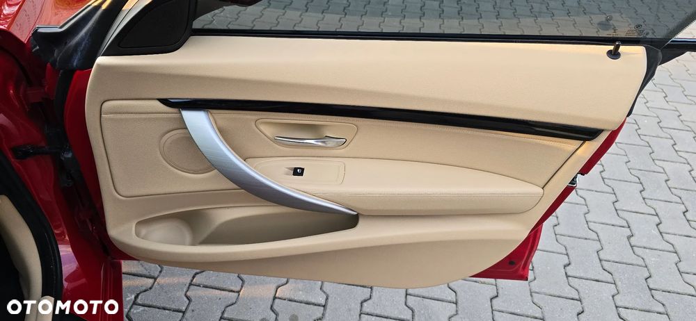 BMW 3GT 328i xDrive Sport-Aut Sport Line - 30