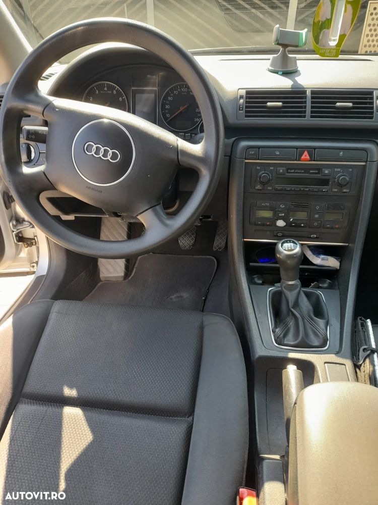Audi A4 2.0 - 13