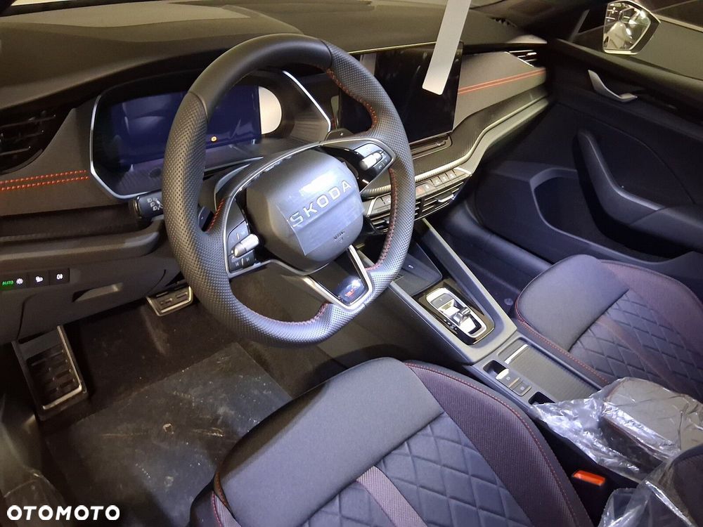 Skoda Octavia 2.0 TSI RS DSG - 5