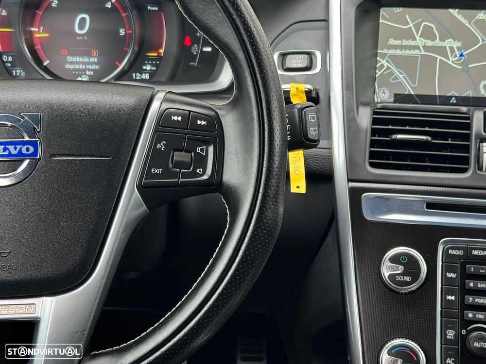 Volvo XC 60 2.0 D4 R-Design - 19