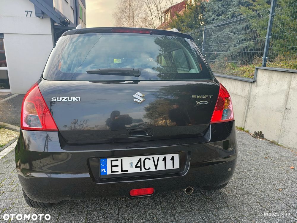 Suzuki Swift 1.3 DDiS GLX / Comfort - 9