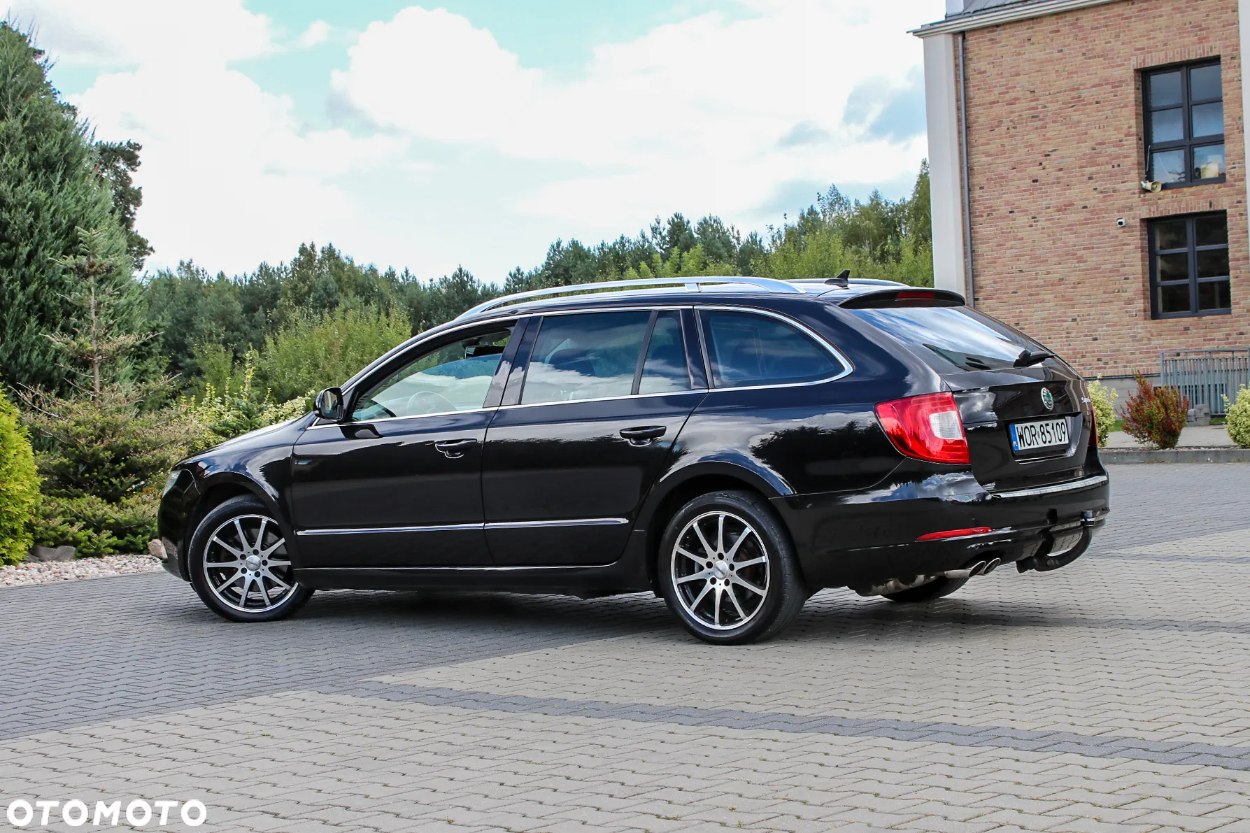 Skoda Superb 2.0 TDI DSG Exclusive - 13