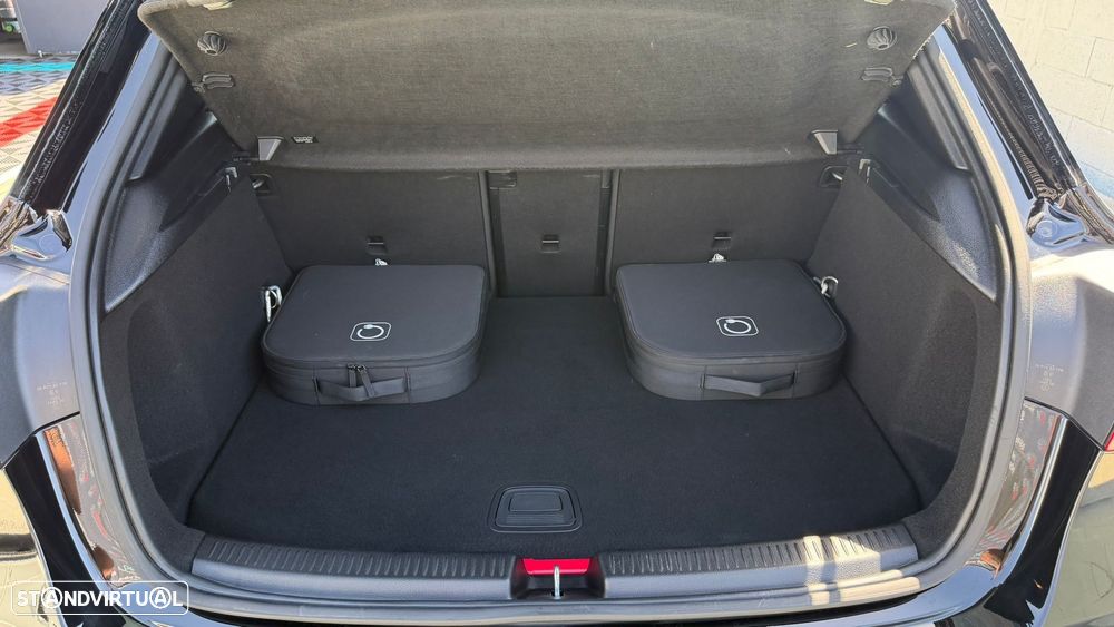 Mercedes-Benz A 250 e AMG Line - 9