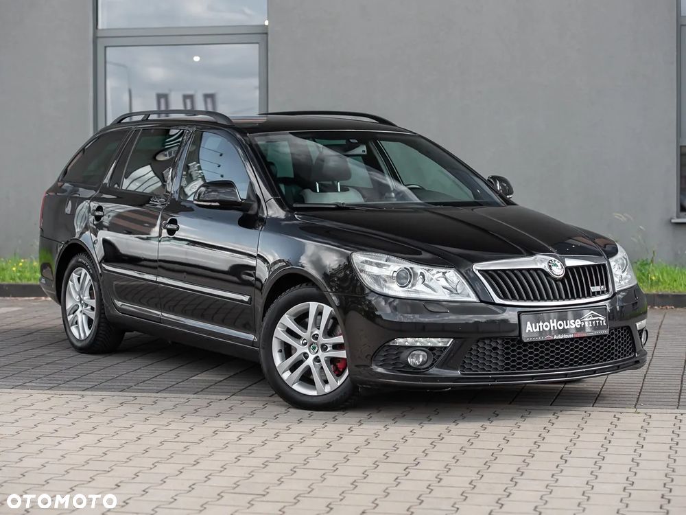 Skoda Octavia 2.0 TSI DSG RS - 15