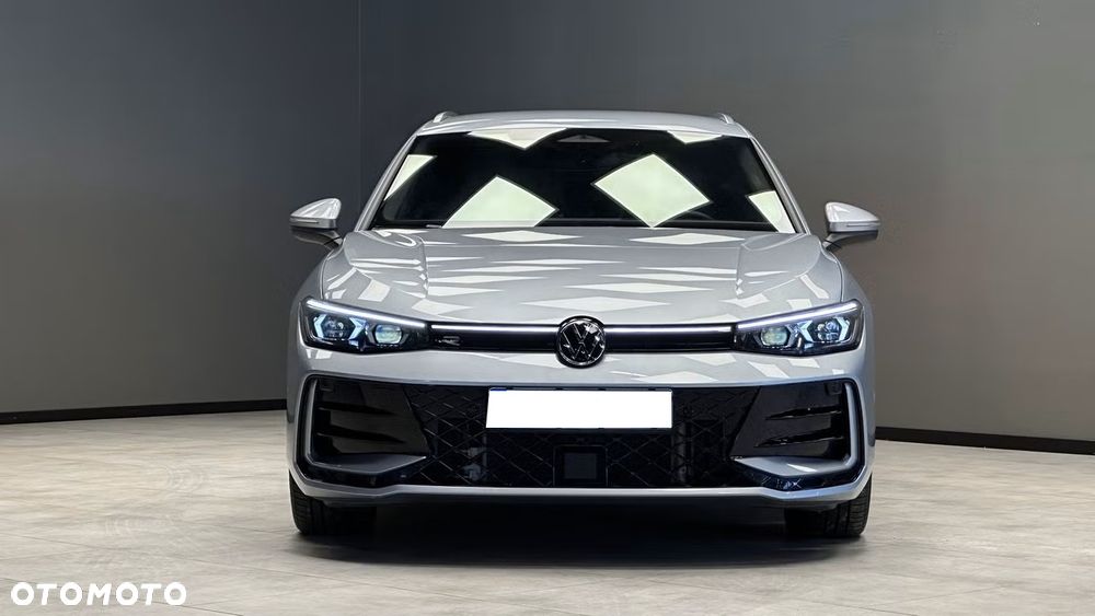 Volkswagen Passat - 17