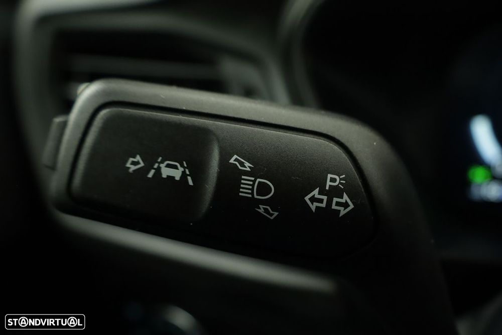 Ford Focus 1.0 EcoBoost MHEV ST-Line X Aut. - 17