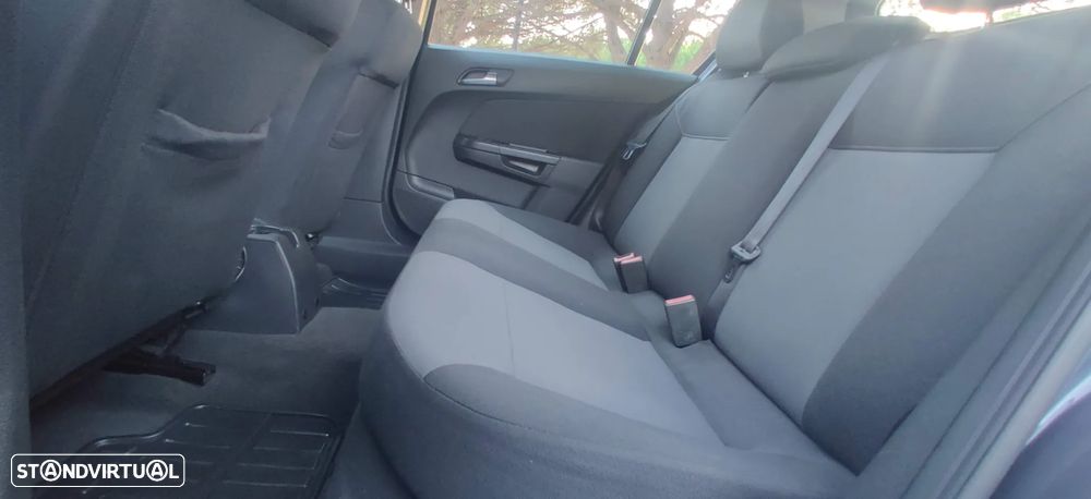 Opel Astra 1.3 CDTi Enjoy EcoFLEX - 13