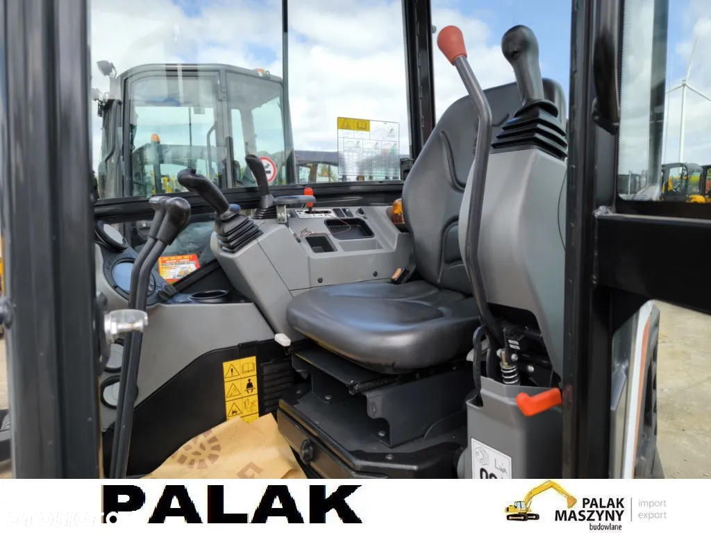 Bobcat Mini koparka Bobcat  E 26, 2023 rok/MAŁY PRZEBIEG ! - 10