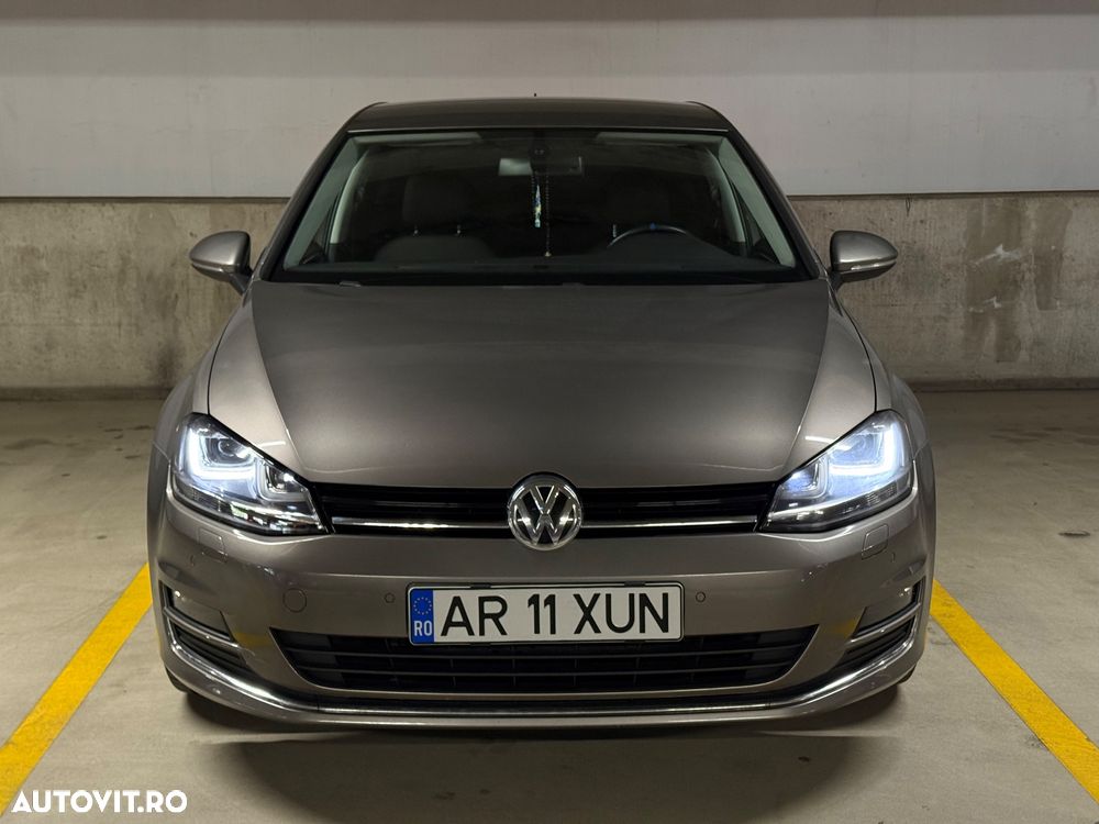 Volkswagen Golf 1.4 TSI BMT Highline - 1