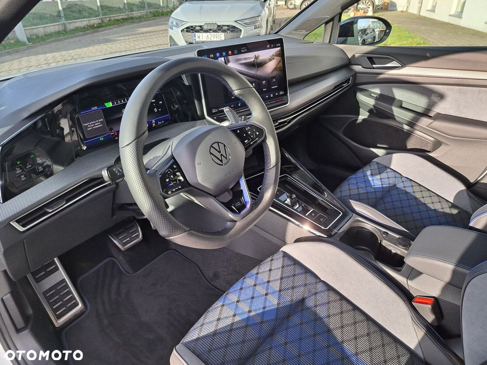 Volkswagen Golf VIII 2.0 TSI 4Motion R - 13