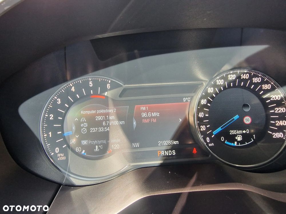 Ford S-Max 2.0 TDCi Titanium PowerShift - 32