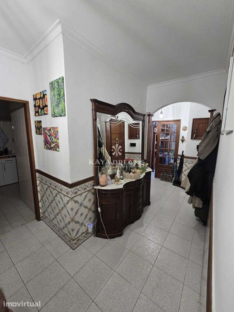 Aparatamento T3 à Venda em Odivelas - Grande imagem: 2/23