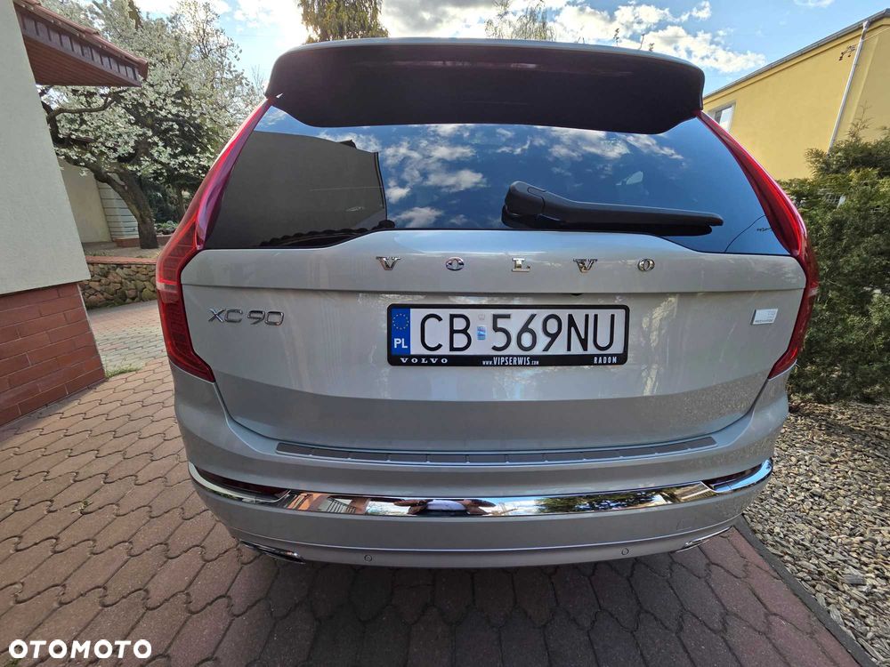 Volvo XC 90 - 4