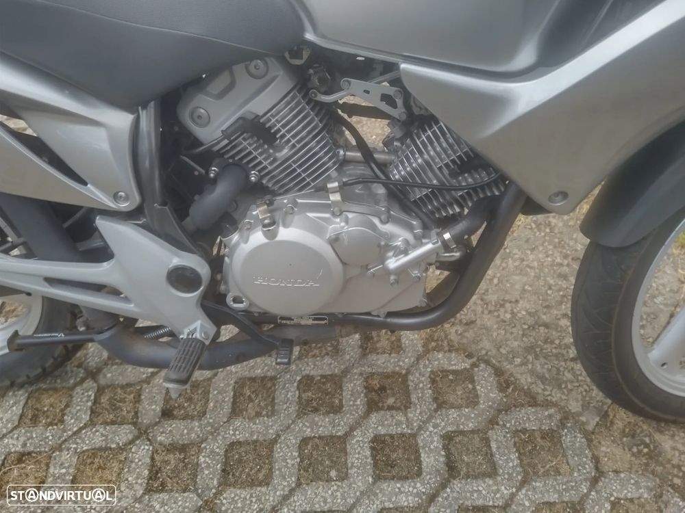 Honda Varadero XL125V - 2