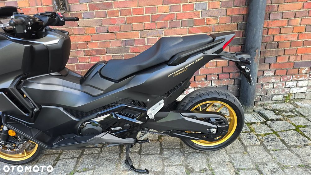 Honda NSS - 7