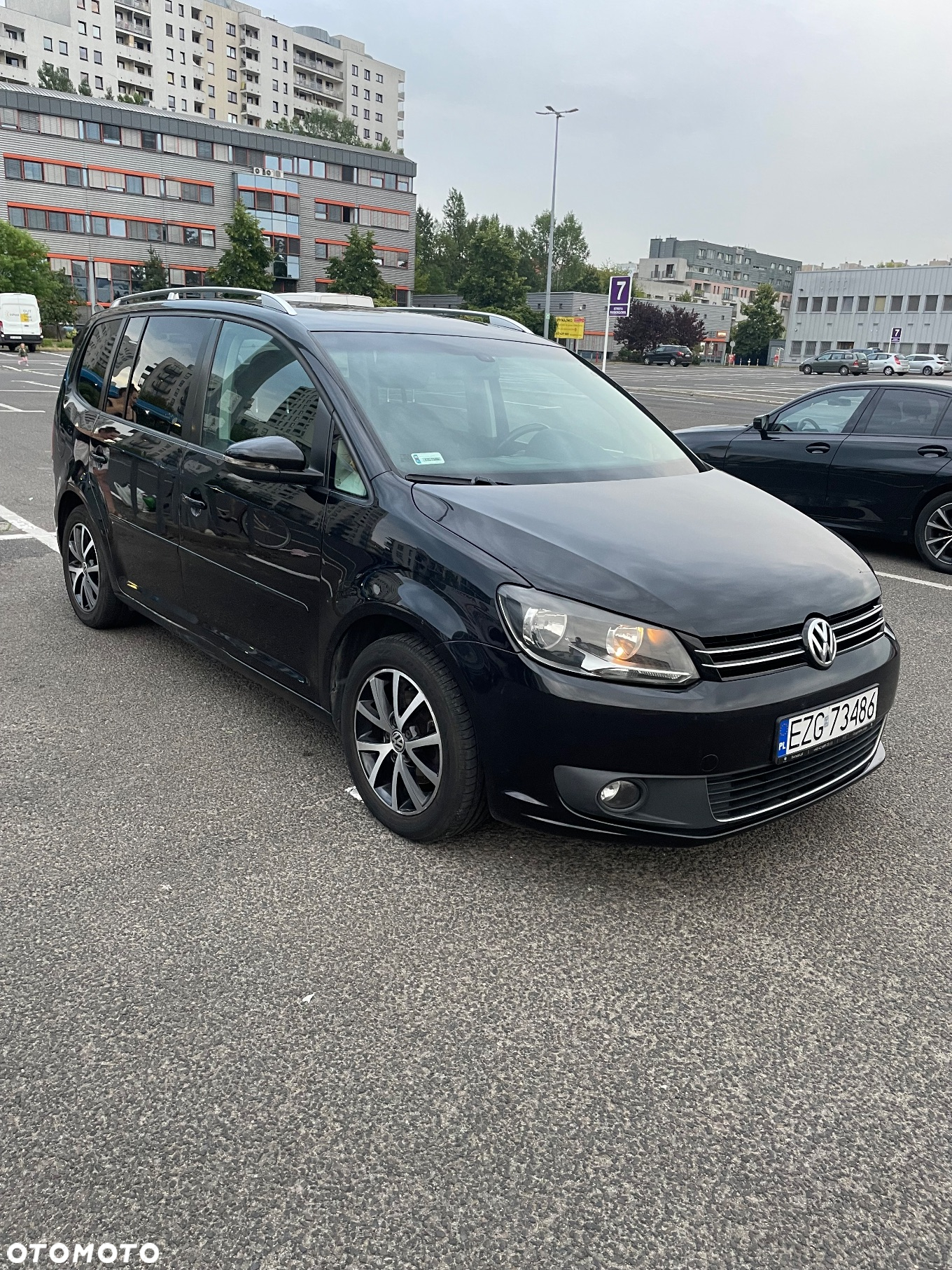 Volkswagen Touran 1.6 TDI DPF Comfortline DSG - 6