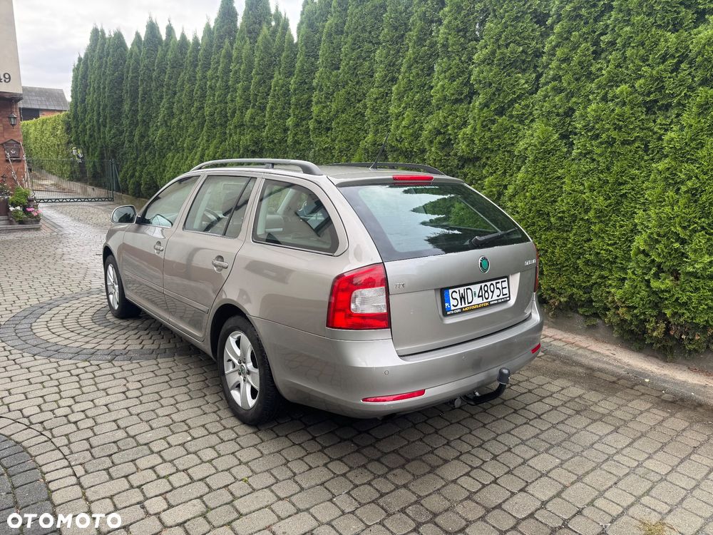 Skoda Octavia 1.6 TDI Ambiente - 4