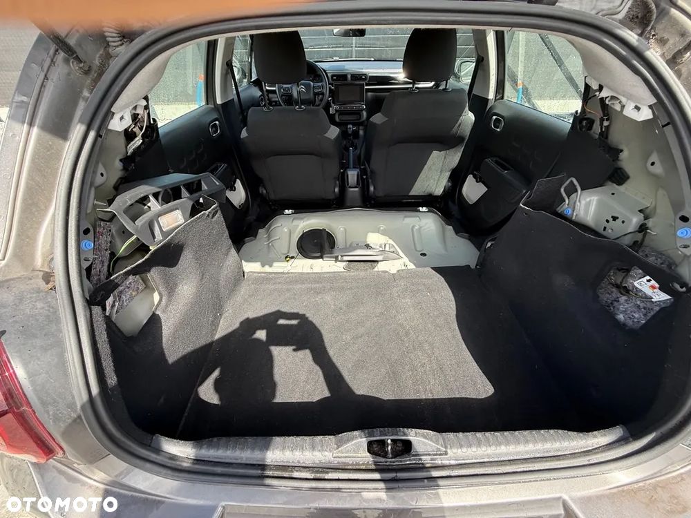 Citroën C3 Pure Tech 82 SHINE - 15