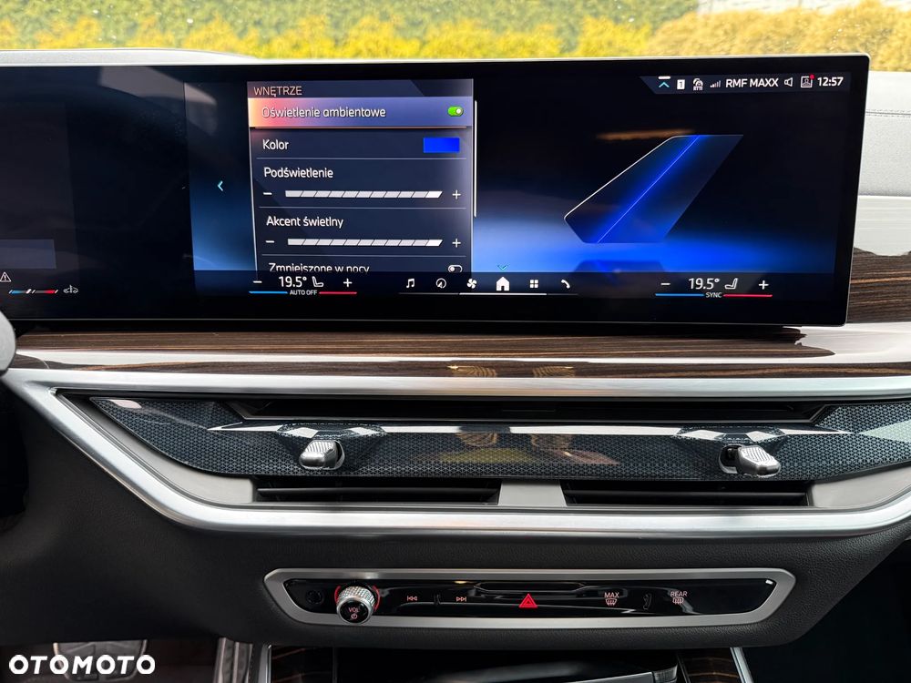 BMW X5 xDrive30d - 22