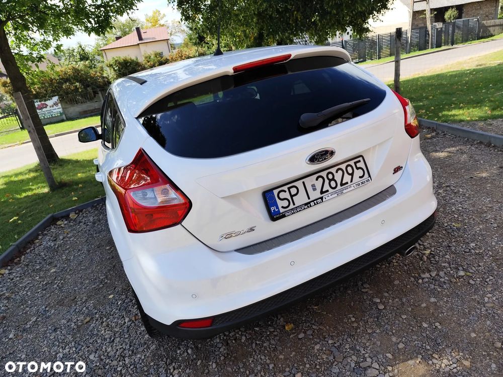 Ford Focus - 11