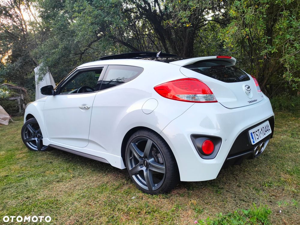 Hyundai Veloster - 9