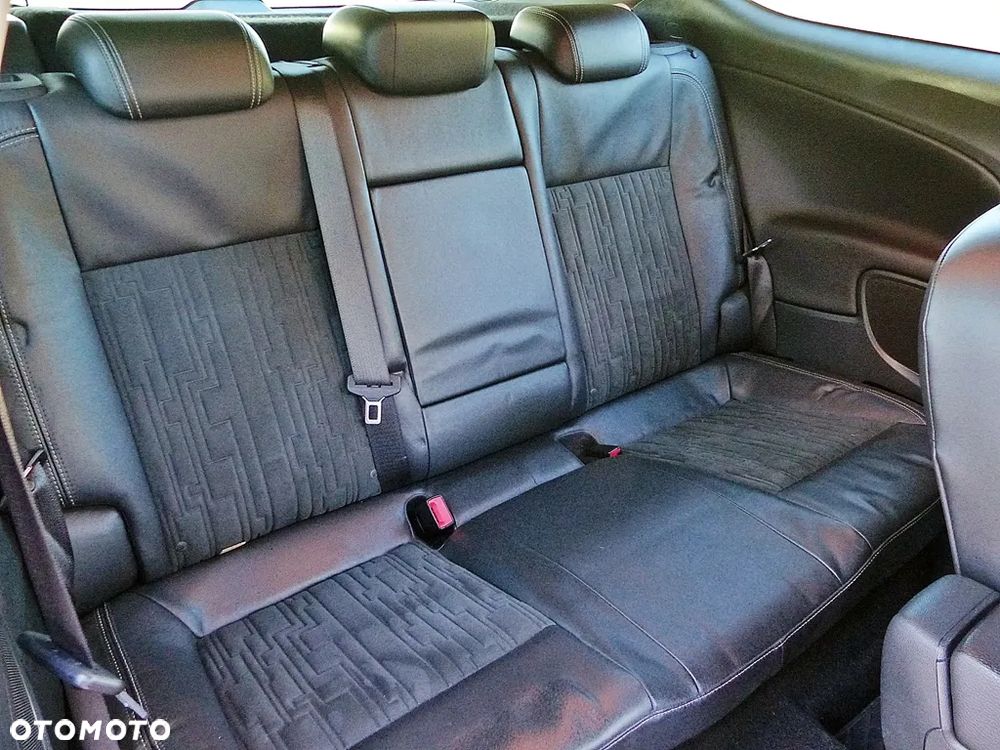 Opel Astra 1.6 Turbo Cosmo - 23