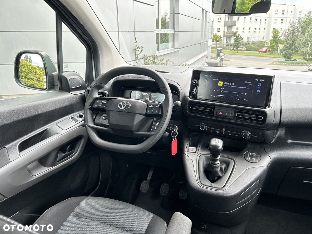 Toyota Proace City Verso Long 1.5 D-4D Business - 12