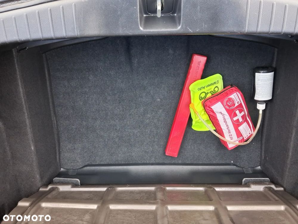 Honda Civic 1.4 i-VTEC Comfort - 31