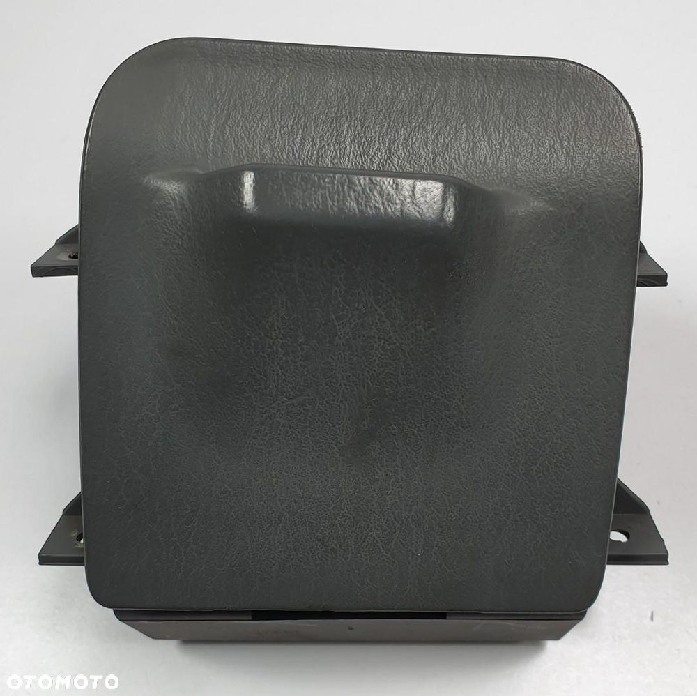 SCHOWEK PÓŁKA HYUNDAI TERRACAN 84440-H1600 - 1