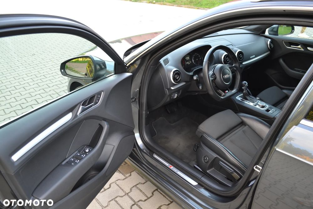 Audi A3 Sportback 2.0 TDI (clean diesel) quattro S tronic S line Sportpaket - 12