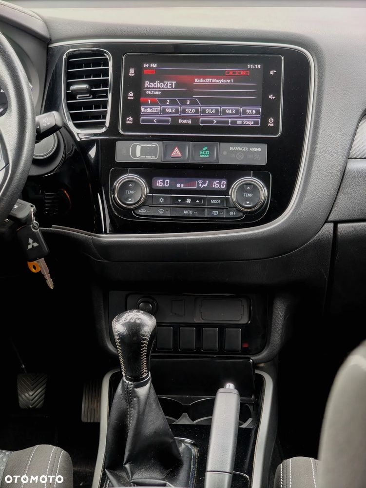 Mitsubishi Outlander 2.0 2WD Diamant - 10