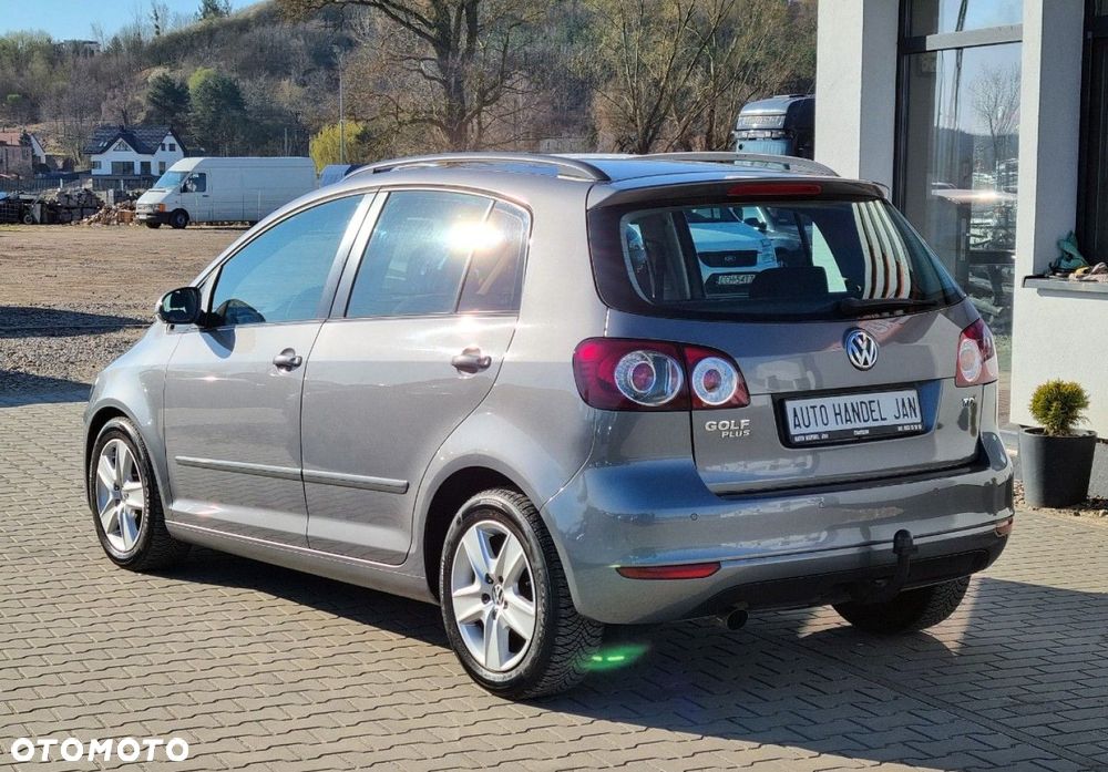 Volkswagen Golf Plus - 14