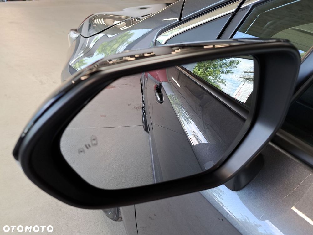 Toyota Corolla 1.8 Hybrid Style - 37