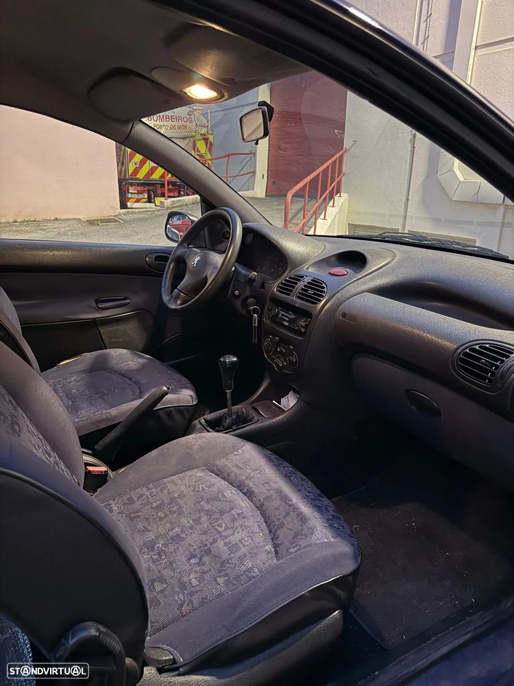 Peugeot 206 1.1 XR - 12