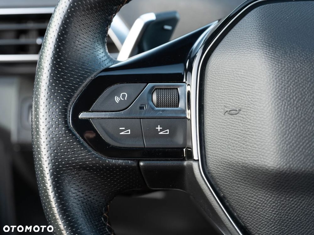 Peugeot 5008 1.6 PureTech GT Line S&S EAT8 - 27