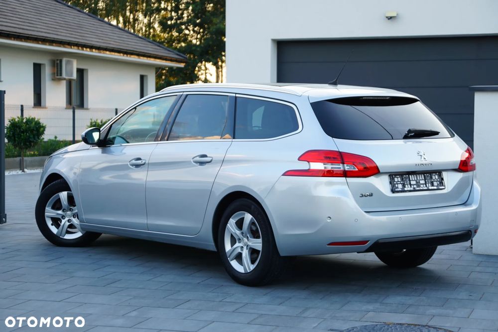 Peugeot 308 BlueHDi FAP 120 EAT6 Stop & Start Allure - 17