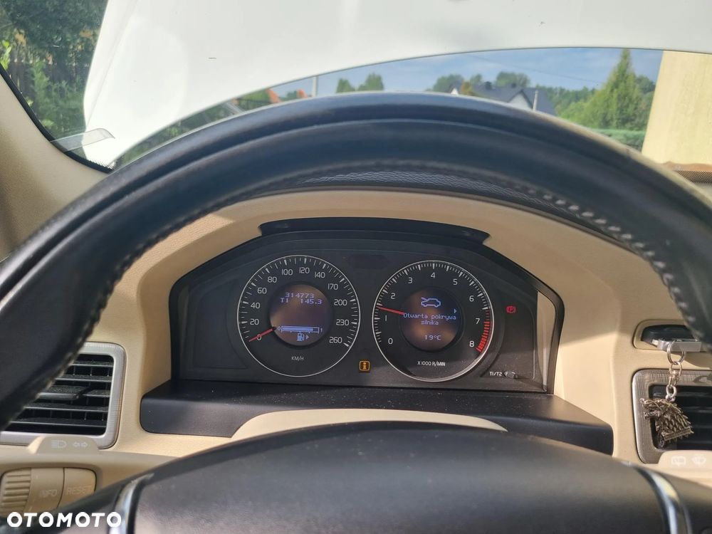 Volvo V70 2.0 Momentum - 13