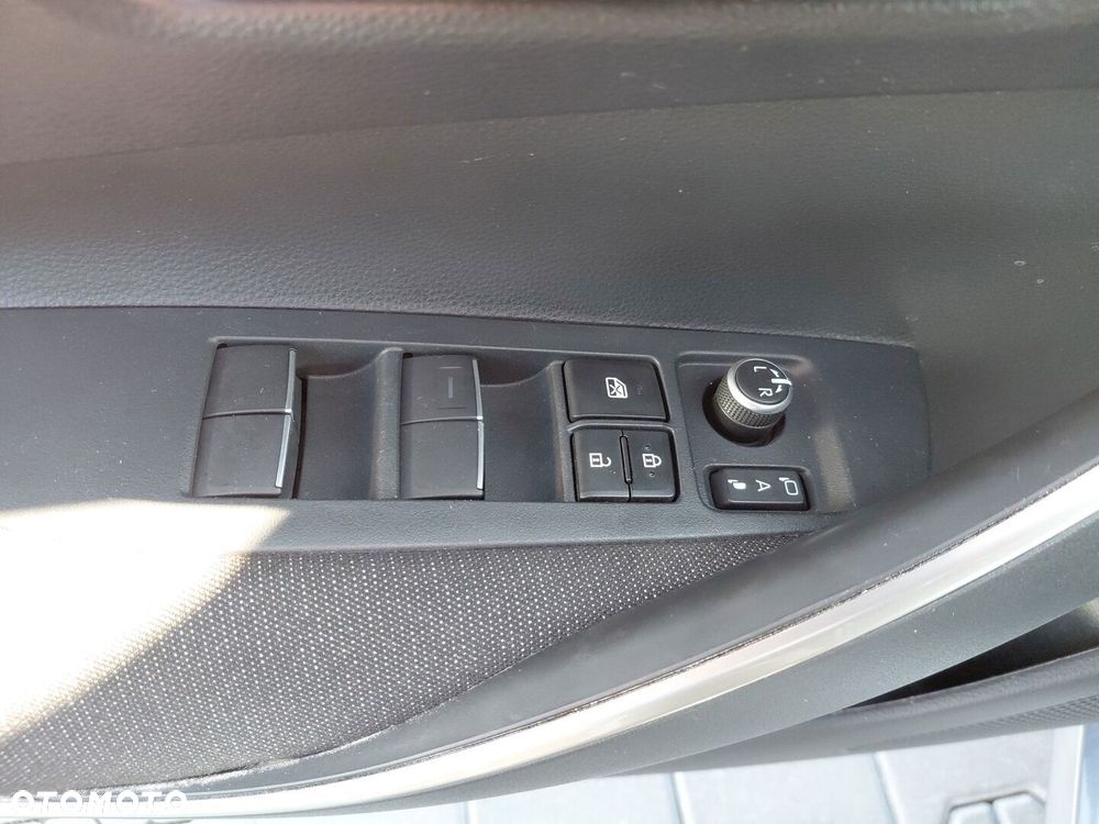 Toyota Corolla 1.8 Hybrid Comfort - 20