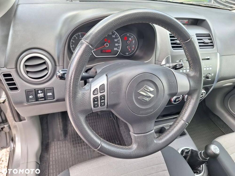 Suzuki SX4 1.6 VVT 4x4 Comfort - 22