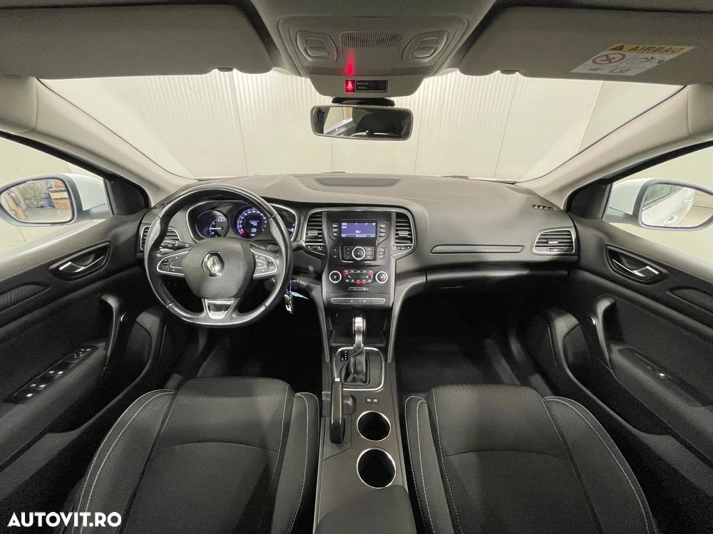 Renault Megane TCe EDC Zen - 7
