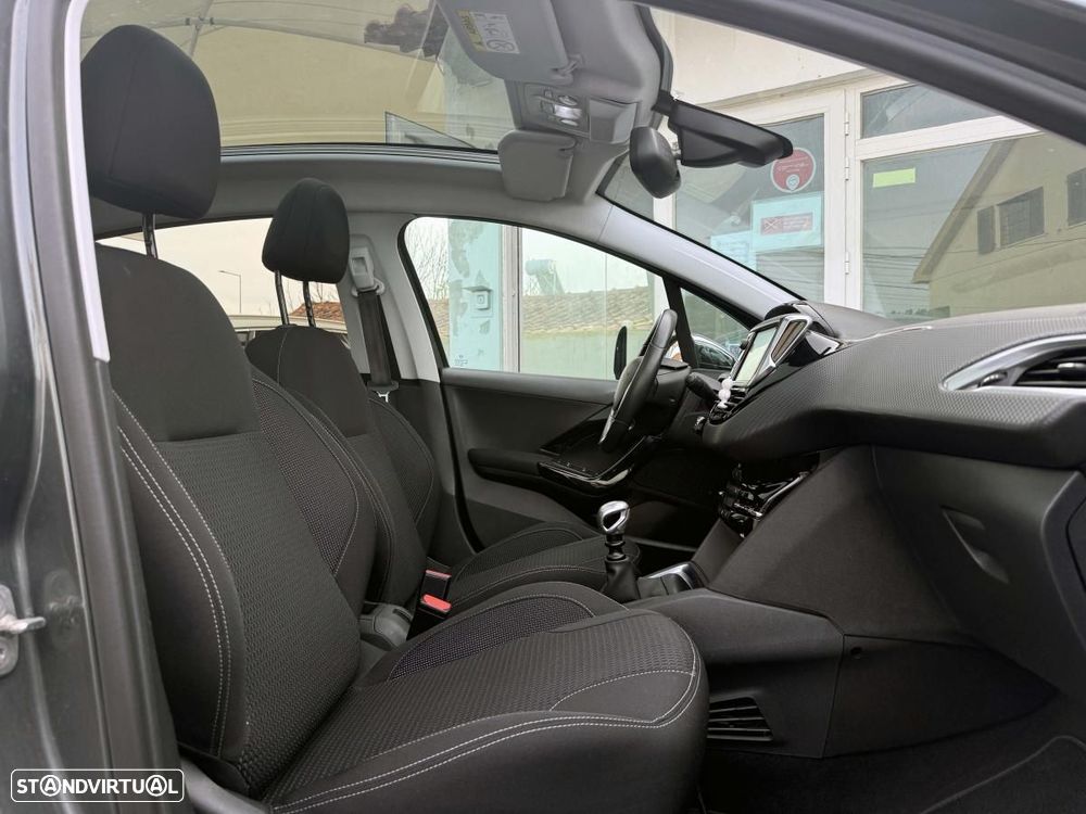 Peugeot 208 1.6 BlueHDi Allure - 30