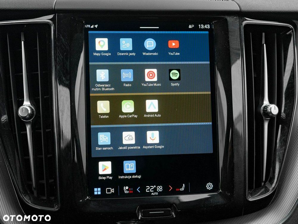 Volvo XC 60 B4 B Plus Dark - 21