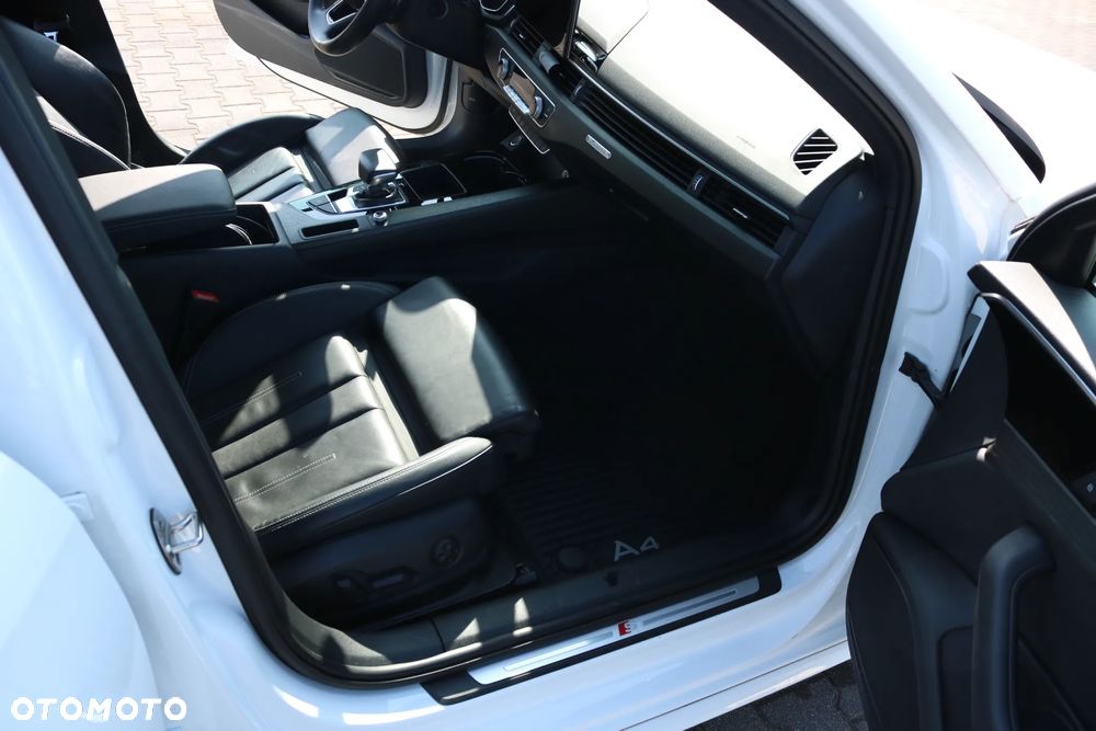Audi A4 Limousine 2.0 TFSI quattro S tronic design - 20