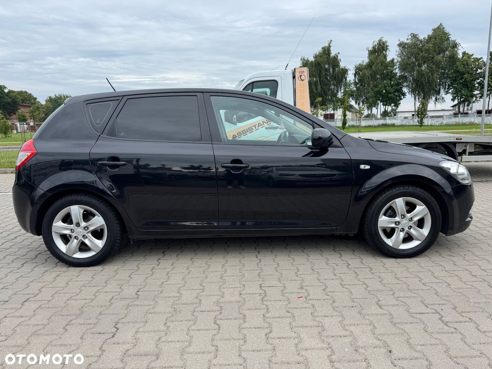 Kia Ceed 1.4 CVVT Edition 7 - 25