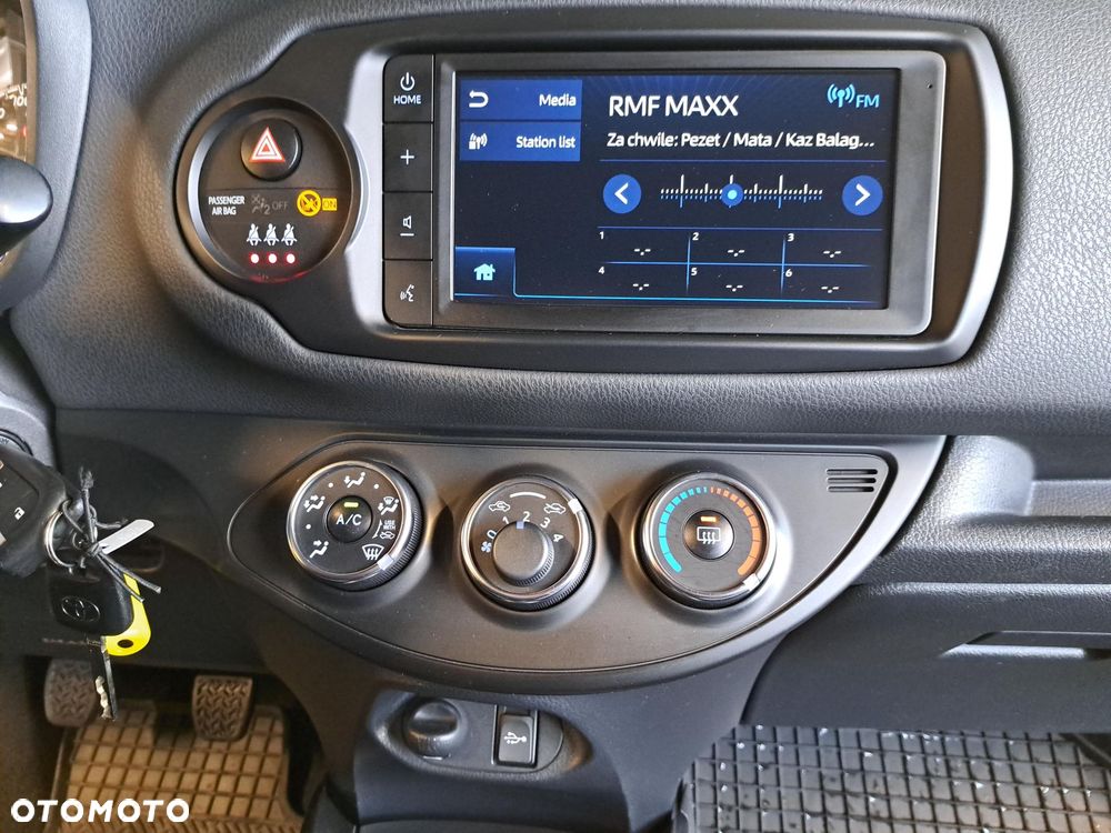 Toyota Yaris - 14