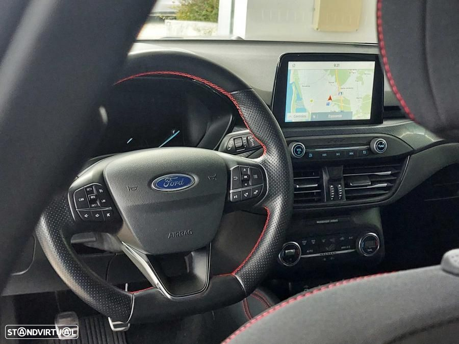 Ford Focus SW 1.0 EcoBoost ST-Line - 10