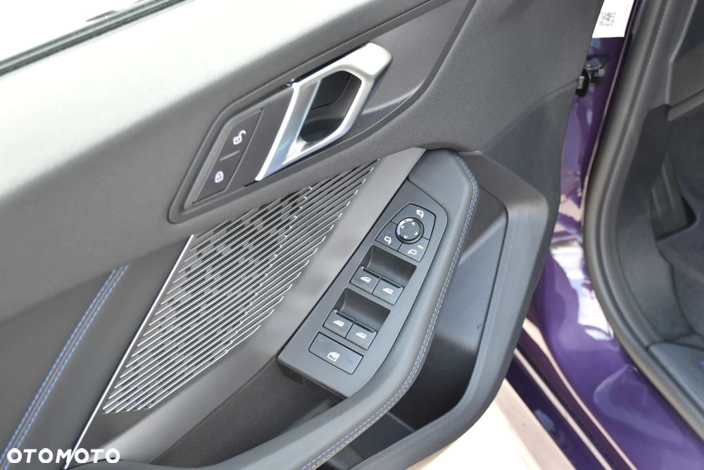 BMW Seria 1 - 13