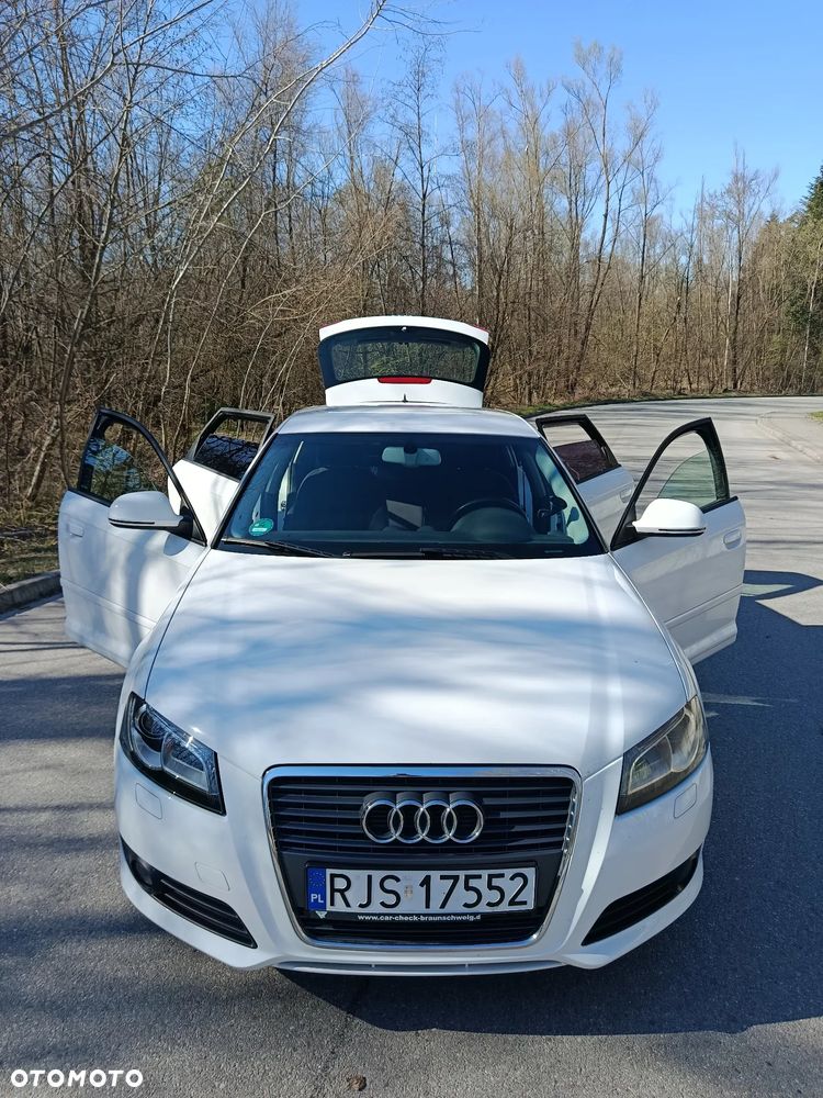 Audi A3 Sportback - 18