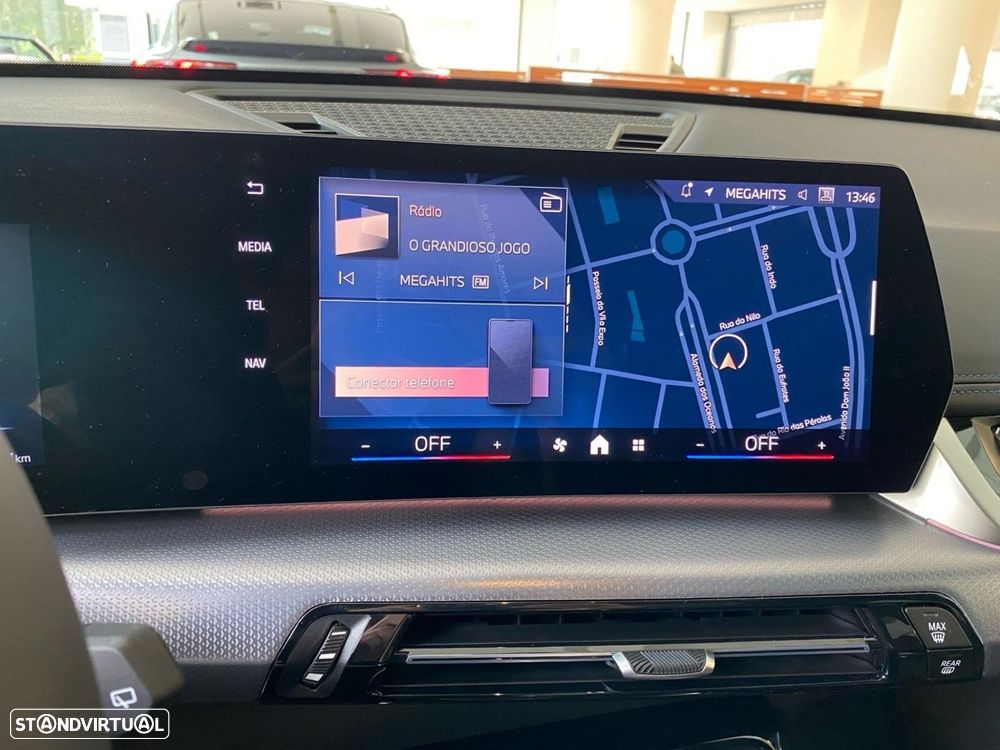 BMW iX1 xDrive30 Pack Desportivo M - 12