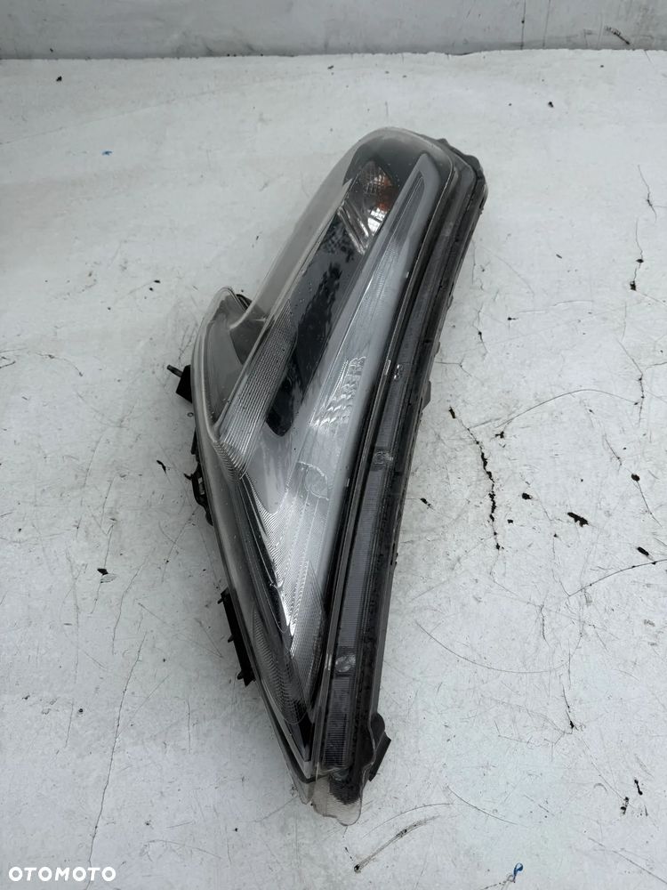 LAMPA PRZEDNIA PRAWA PRZÓD GÓRNA EUROPA NISSAN JUKE F15 LIFT 26120BV81J - 4